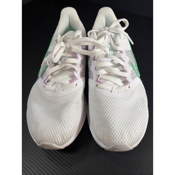 Nike Downshifter 11 Women's Size 7.5 White/Green Glow Running Shoes - Picture 3 of 11